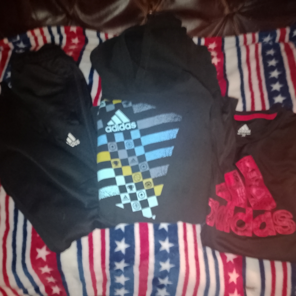 Adidas bundle size medium/large - Picture 2 of 7